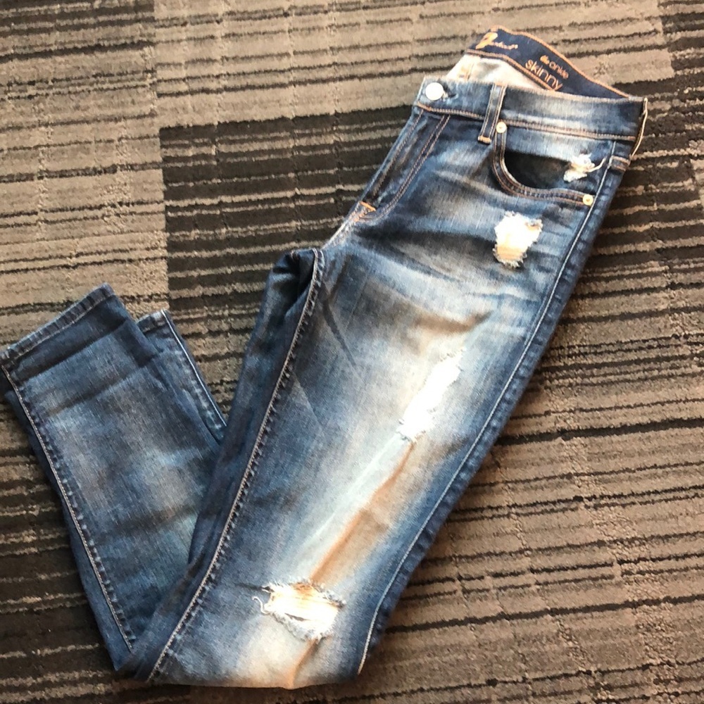 Seven7 Blue Skinny Jeans Distressed Style